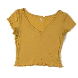 Me To We Womens Crop Top Tshirt V Neck Yellow Med